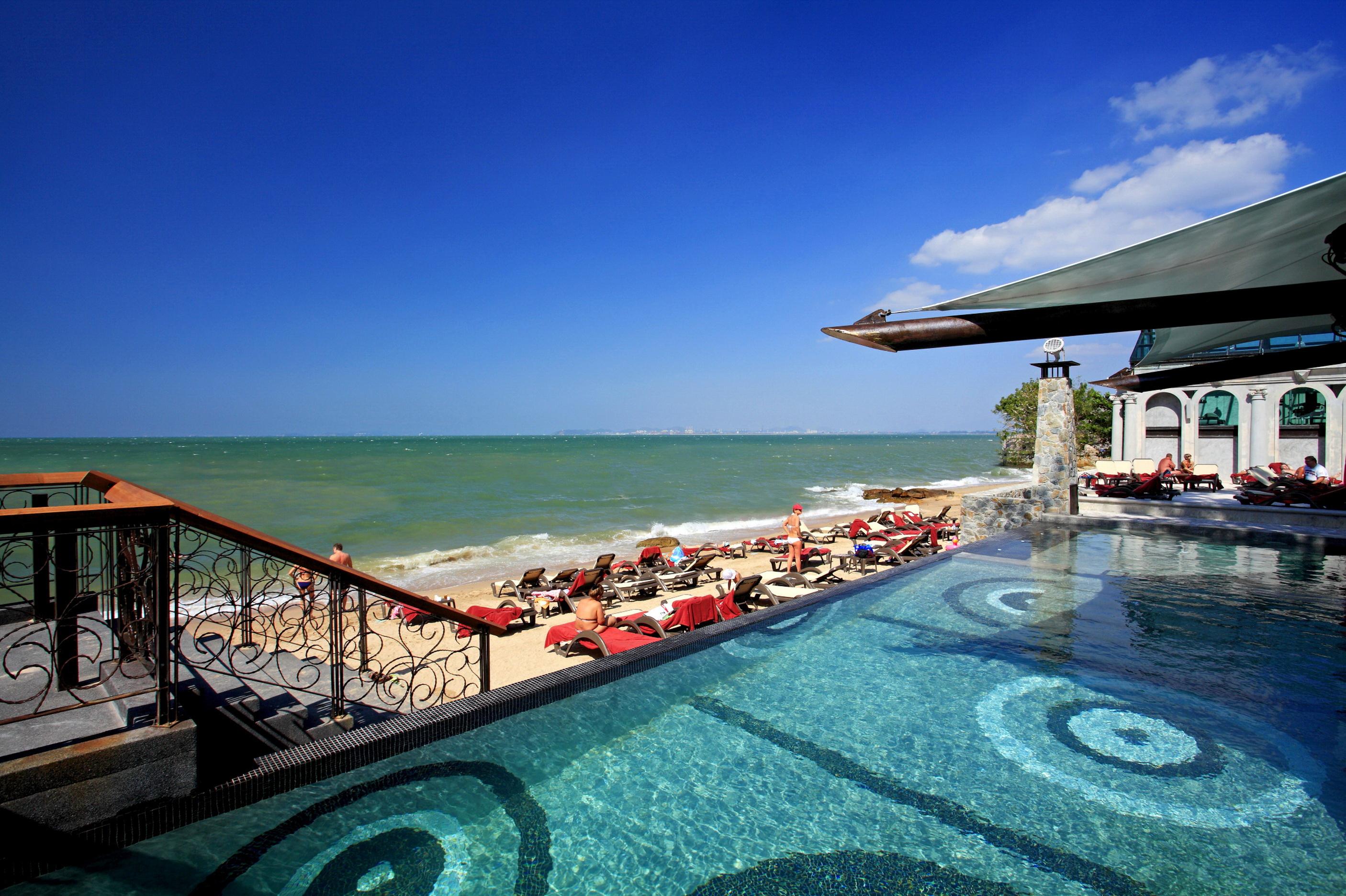 Pattaya Modus Beachfront Resort Ngoại thất bức ảnh