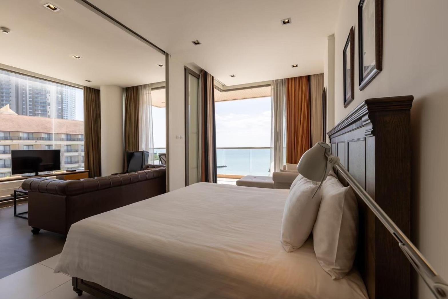 Pattaya Modus Beachfront Resort Ngoại thất bức ảnh
